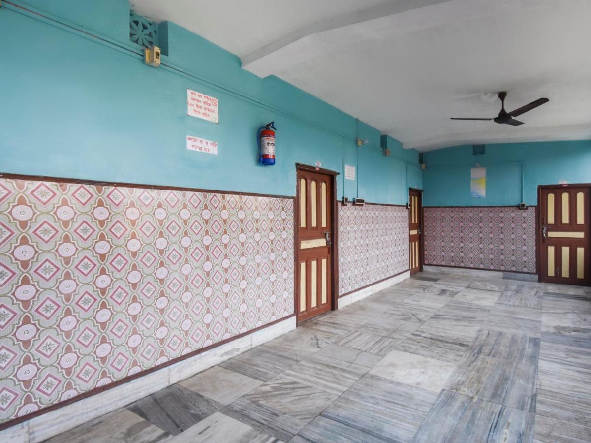 Oyo Flagship 74392 Hotel Mahesh Residency Hyderabad Bagian luar foto