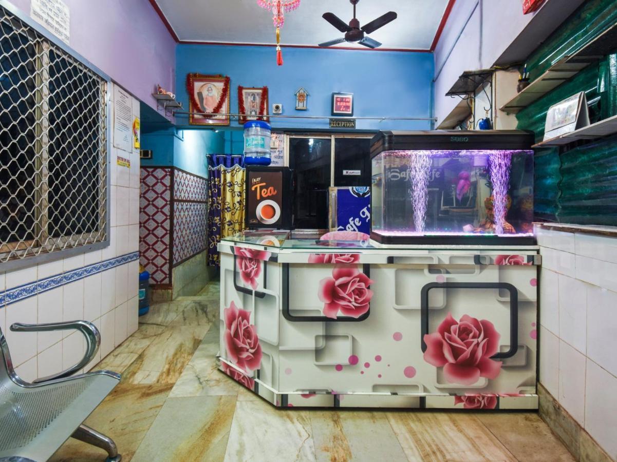 Oyo Flagship 74392 Hotel Mahesh Residency Hyderabad Bagian luar foto