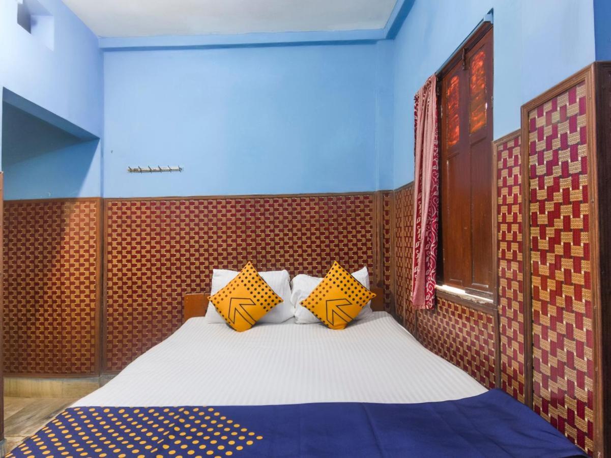 Oyo Flagship 74392 Hotel Mahesh Residency Hyderabad Bagian luar foto